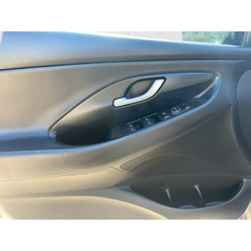 Hyundai i30  Hatchback 2021,  1.5 benzyna - Na sprzedaż za 49 850 zł - Warszawa - zdjęcie 10