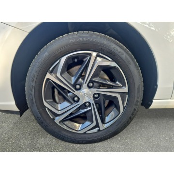 Hyundai i30  Kombi 2023,  1.5 benzyna - Na sprzedaż za 67 850 zł - Warszawa - zdjęcie 9