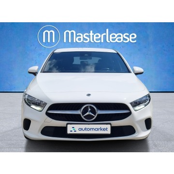Mercedes - Benz A-klasa  Hatchback 2021,  1.3 benzyna - Na sprzedaż za 78 850 zł - Warszawa - zdjęcie 2