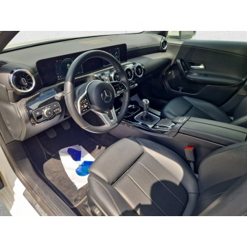 Mercedes - Benz A-klasa  Hatchback 2021,  1.3 benzyna - Na sprzedaż za 78 850 zł - Warszawa - zdjęcie 12