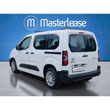 Toyota ProAce  Minivan/Van 2021,  1.5 diesel - Na sprzedaż za 68 850 zł - Warszawa - zdjęcie 7
