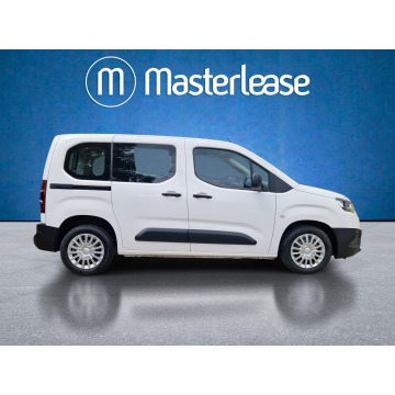 Toyota ProAce  Minivan/Van 2021,  1.5 diesel - Na sprzedaż za 54 850 zł - Warszawa - zdjęcie 4