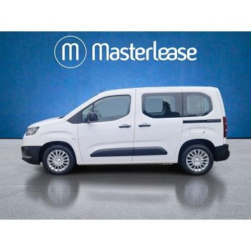Toyota ProAce  Minivan/Van 2021,  1.5 diesel - Na sprzedaż za 64 850 zł - Warszawa - zdjęcie 8