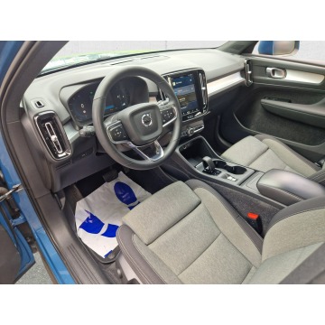 Volvo   SUV 2022,  2.0 benzyna, automat - Na sprzedaż za 115 850 zł - Warszawa - zdjęcie 12