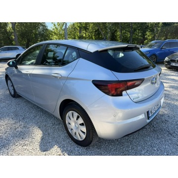 Opel Astra  Hatchback 2019,  1.4 benzyna - Na sprzedaż za 36 800 zł - Pęcice - zdjęcie 6