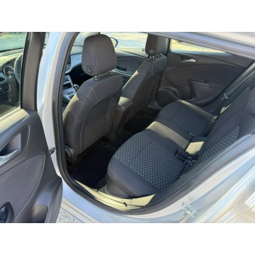 Opel Astra  Hatchback 2019,  1.4 benzyna - Na sprzedaż za 36 800 zł - Pęcice - zdjęcie 10