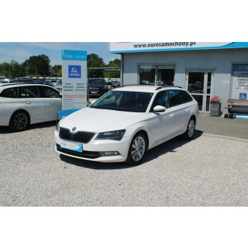 Skoda Superb  Kombi 2016,  2.0 diesel - Na sprzedaż za 37 900 zł - Warszawa - zdjęcie 2