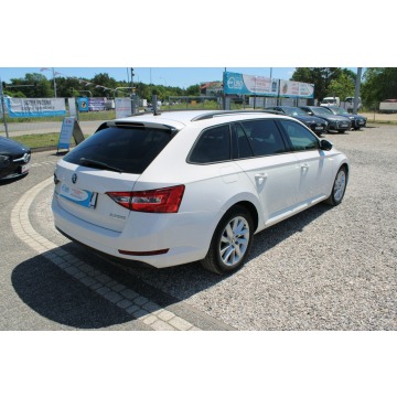 Skoda Superb  Kombi 2016,  2.0 diesel - Na sprzedaż za 37 900 zł - Warszawa - zdjęcie 6