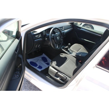 Skoda Superb  Kombi 2016,  2.0 diesel - Na sprzedaż za 37 900 zł - Warszawa - zdjęcie 12