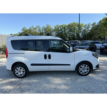 Fiat Doblo  Minivan/Van 2020,  1.6 diesel - Na sprzedaż za 48 800 zł - Pęcice - zdjęcie 4