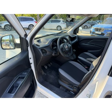 Fiat Doblo  Minivan/Van 2020,  1.6 diesel - Na sprzedaż za 48 800 zł - Pęcice - zdjęcie 10
