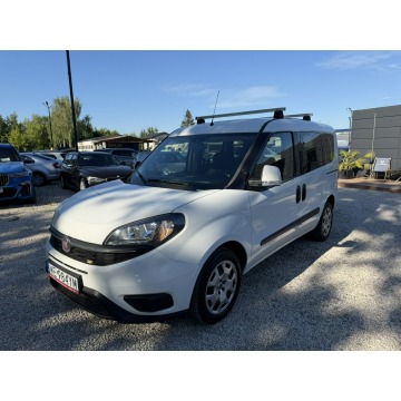 Fiat Doblo  Minivan/Van 2020,  1.6 diesel - Na sprzedaż za 48 800 zł - Pęcice - zdjęcie 9