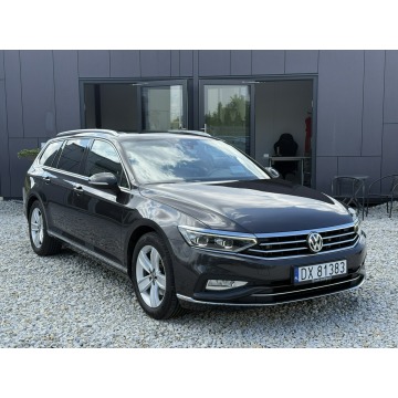 Volkswagen Passat  Kombi 2020,  2.0 diesel, automat - Na sprzedaż za 88 900 zł - Wrocław - zdjęcie 3