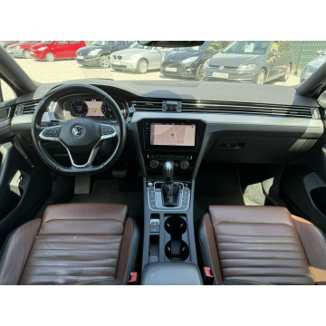Volkswagen Passat  Kombi 2020,  2.0 diesel, automat - Na sprzedaż za 88 900 zł - Wrocław - zdjęcie 4