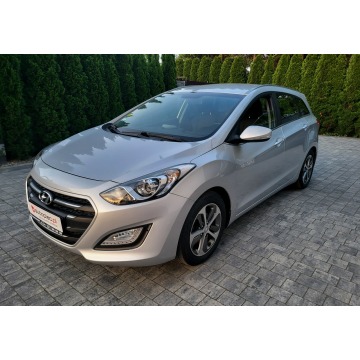 Hyundai i30  Kombi 2016,  1.6 diesel - Na sprzedaż za 34 500 zł - Jatutów - zdjęcie 1