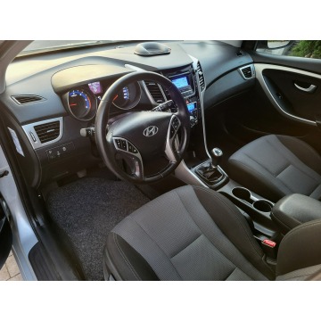 Hyundai i30  Kombi 2016,  1.6 diesel - Na sprzedaż za 34 500 zł - Jatutów - zdjęcie 9