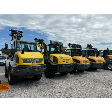 Liebherr L 506 Compact Łyżka + Widły Super Stan... - Pojazdy specjalistyczne - Widełki - zdjęcie 6