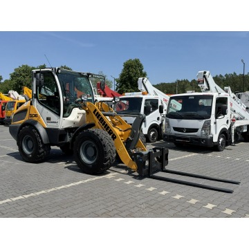 Liebherr L 506 Compact Łyżka + Widły Super Stan... - Pojazdy specjalistyczne - Widełki - zdjęcie 8