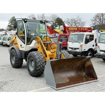 Liebherr L 506 Compact Łyżka + Widły Super Stan... - Pojazdy specjalistyczne - Widełki - zdjęcie 11