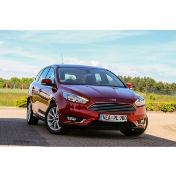 Ford Focus  Kombi 2017,  1.5 diesel - Na sprzedaż za 29 900 zł - Ostrów Mazowiecka - zdjęcie 2