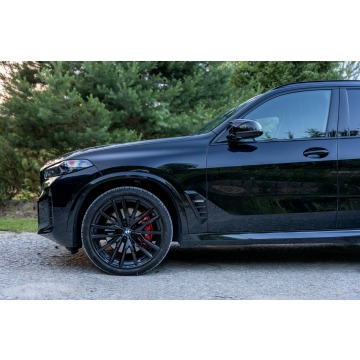 BMW X5  SUV 2023,  4.4 benzyna, automat - Na sprzedaż za 384 777 zł - Ropczyce - zdjęcie 8