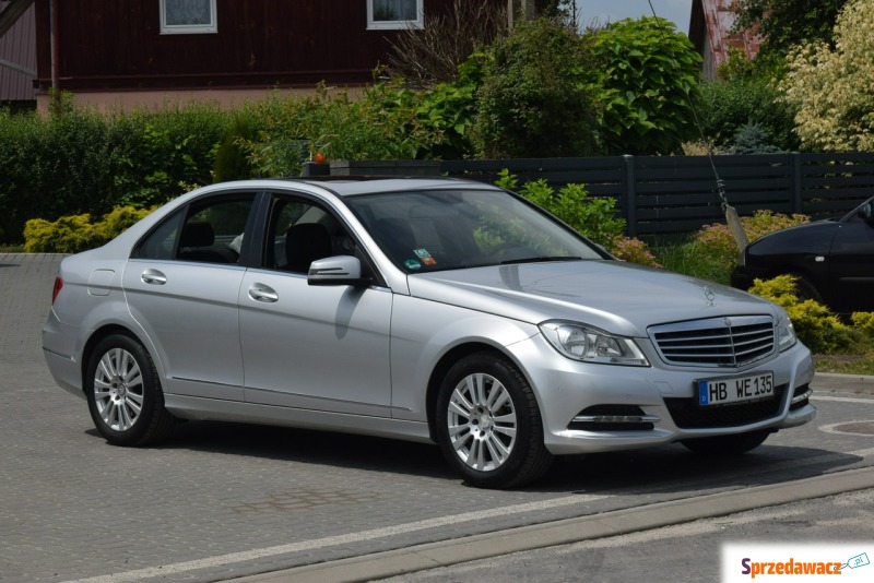 Mercedes - Benz C-klasa  Sedan/Limuzyna 2012,  1.8 benzyna - Na sprzedaż za 36 900 zł - Majdan Sieniawski