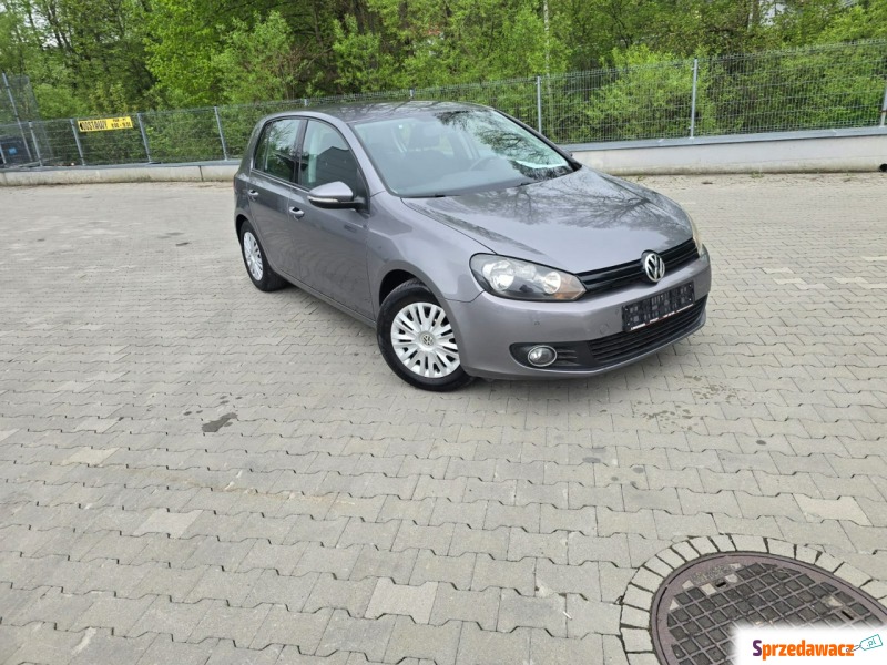 Volkswagen Golf  Hatchback 2010,  1.6 diesel - Na sprzedaż za 21 300 zł - Limanowa