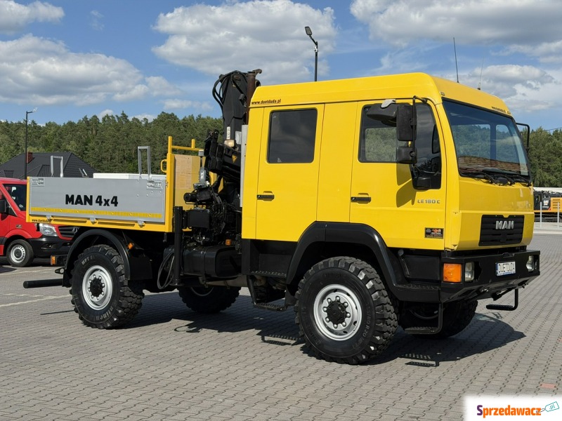 Man  2001,  4.6 diesel - Na sprzedaż za 145 140 zł - Widełki