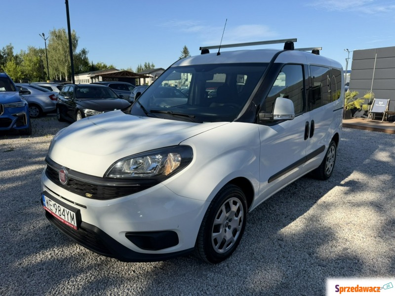 Fiat Doblo  Minivan/Van 2020,  1.6 diesel - Na sprzedaż za 48 800 zł - Pęcice