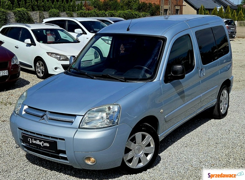 Citroen Berlingo  Minivan/Van 2006,  1.6 benzyna - Na sprzedaż za 10 000,00 zł - Zduńska Wola