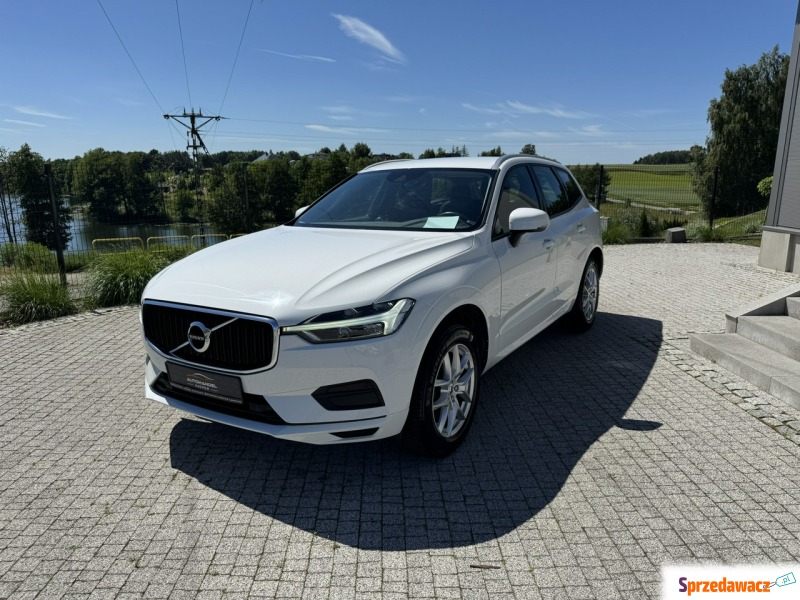 Volvo   SUV 2020,  2.0 benzyna, automat - Na sprzedaż za 91 900 zł - Sierakowice