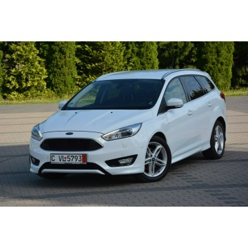 Ford Focus  Kombi 2018,  1.5 benzyna - Na sprzedaż za 38 900 zł - Ostrów Mazowiecka - zdjęcie 2
