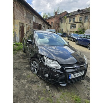 Ford Focus  Kombi 2014,  1.0 benzyna - Na sprzedaż za 4 900,00 zł - Sosnowiec - zdjęcie 2
