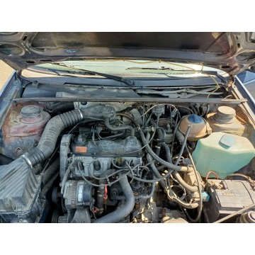 Volkswagen Passat  Sedan/Limuzyna 1992,  1.8 benzyna - Na sprzedaż za 1 600,00 zł - Tarnów - zdjęcie 7