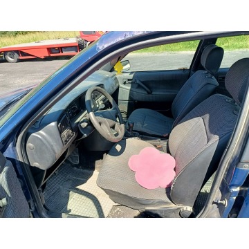 Volkswagen Passat  Sedan/Limuzyna 1992,  1.8 benzyna - Na sprzedaż za 1 600,00 zł - Tarnów - zdjęcie 5