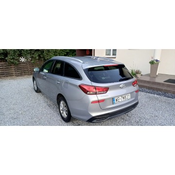 Hyundai i30  Kombi 2022,  1.0 benzyna - Na sprzedaż za 44 900 zł - Dąbrowa Górnicza - zdjęcie 4