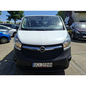 Opel Vivaro  Bus 2016,  1.6 diesel - Na sprzedaż za 53 000 zł - Cieszyn - zdjęcie 3