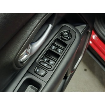 Jeep Renegade  SUV 2022,  1.0 benzyna - Na sprzedaż za 62 800 zł - Warszawa - zdjęcie 12