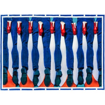 Dywan Toiletpaper Legs 200 x 280 cm z poliamidu