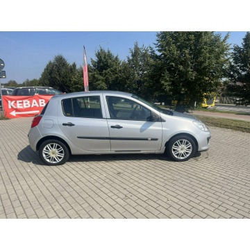 Renault Clio  Hatchback 2005,  1.4 benzyna - Na sprzedaż za 3 600,00 zł - Głogów - zdjęcie 10