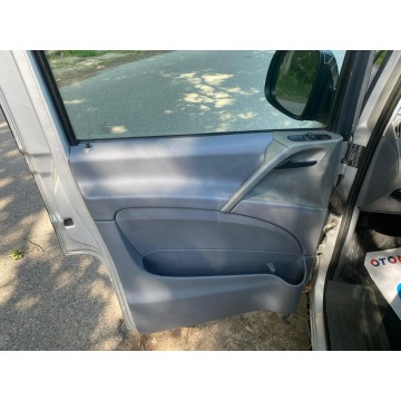 Mercedes - Benz Vito 2006,  3.0 diesel, automat - Na sprzedaż za 17 777 zł - Gdańsk - zdjęcie 2