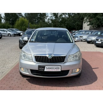 Skoda Octavia  Sedan/Limuzyna 2011,  1.4 benzyna - Na sprzedaż za 13 800 zł - Sade Budy - zdjęcie 3