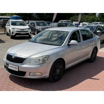 Skoda Octavia  Sedan/Limuzyna 2011,  1.4 benzyna - Na sprzedaż za 13 800 zł - Sade Budy - zdjęcie 2