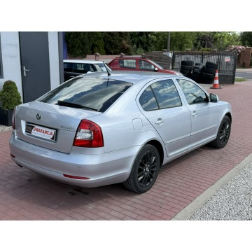 Skoda Octavia  Sedan/Limuzyna 2011,  1.4 benzyna - Na sprzedaż za 13 800 zł - Sade Budy - zdjęcie 8