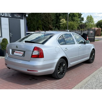 Skoda Octavia  Sedan/Limuzyna 2011,  1.4 benzyna - Na sprzedaż za 13 800 zł - Sade Budy - zdjęcie 7