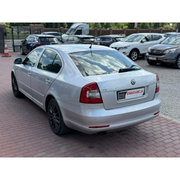 Skoda Octavia  Sedan/Limuzyna 2011,  1.4 benzyna - Na sprzedaż za 13 800 zł - Sade Budy - zdjęcie 11