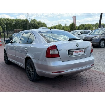 Skoda Octavia  Sedan/Limuzyna 2011,  1.4 benzyna - Na sprzedaż za 13 800 zł - Sade Budy - zdjęcie 10