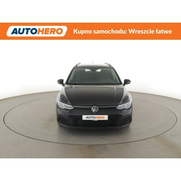 Volkswagen Golf  Kombi 2023,  1.5 benzyna, automat - Na sprzedaż za 64 000 zł - Warszawa - zdjęcie 11