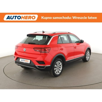 Volkswagen T-Roc  SUV 2019,  2.0 diesel, automat - Na sprzedaż za 65 300 zł - Warszawa - zdjęcie 7