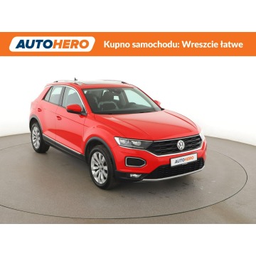 Volkswagen T-Roc  SUV 2019,  2.0 diesel, automat - Na sprzedaż za 65 300 zł - Warszawa - zdjęcie 10